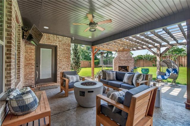1507 NW Hermanus Street, Bentonville, AR 72712
