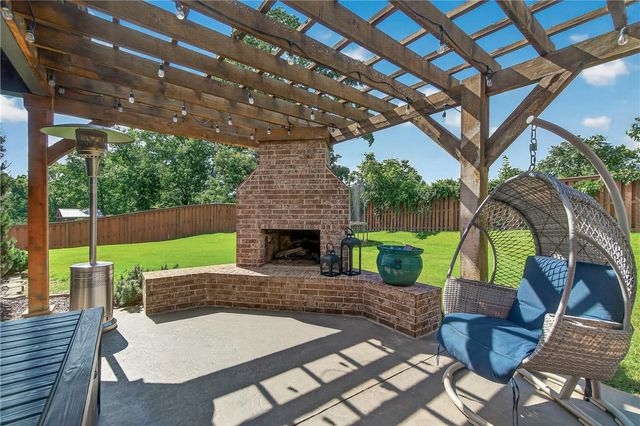 1507 NW Hermanus Street, Bentonville, AR 72712