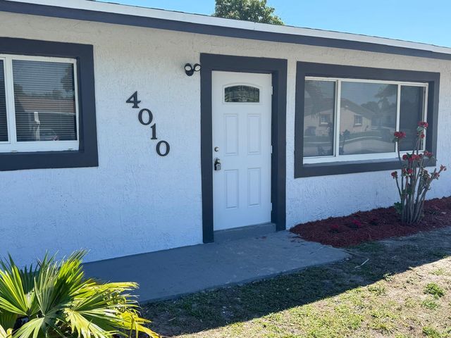 4010 NE 6th Avenue, Deerfield Beach, FL 33064