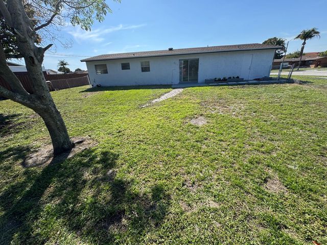 4010 NE 6th Avenue, Deerfield Beach, FL 33064