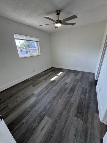 4010 NE 6th Avenue, Deerfield Beach, FL 33064