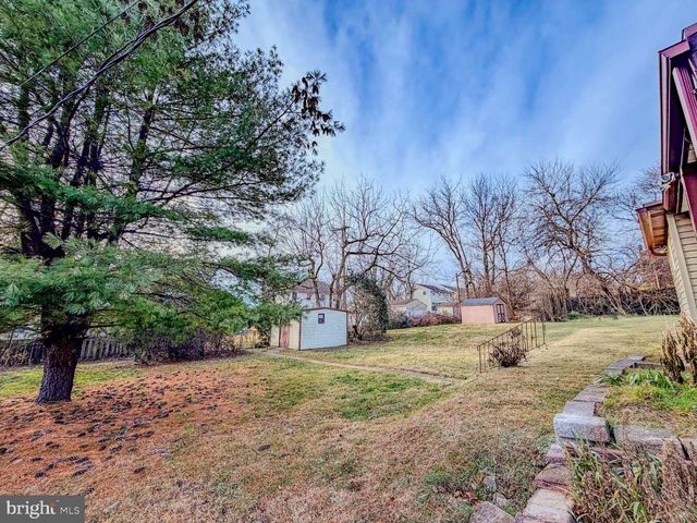 1424 WAYNE ST, Reading, PA 19601