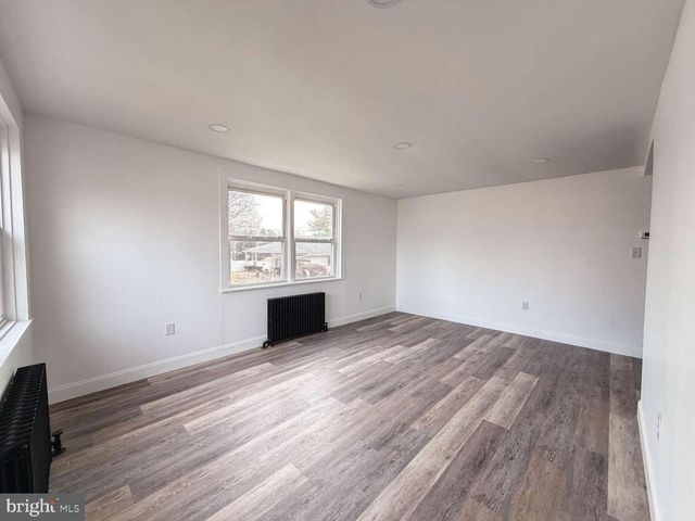 1424 WAYNE ST, Reading, PA 19601