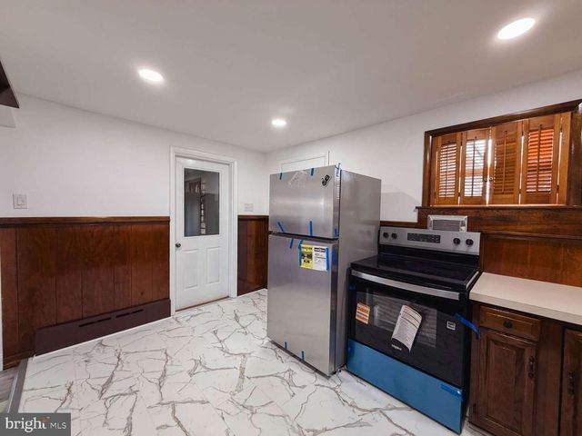 1424 WAYNE ST, Reading, PA 19601