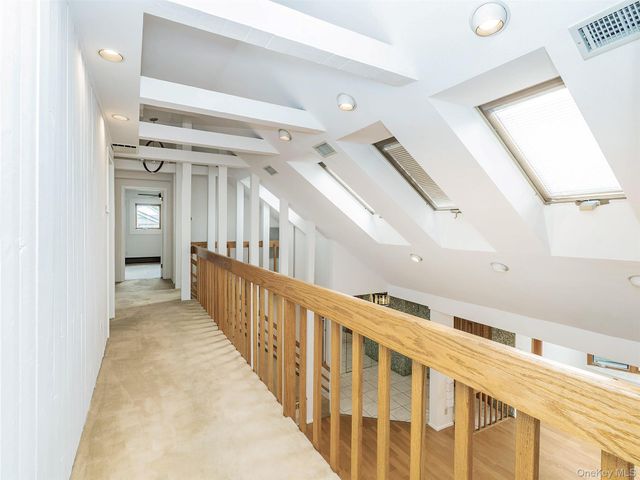 24 Downing Avenue, Sea Cliff, NY 11579
