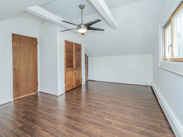 24 Downing Avenue, Sea Cliff, NY 11579