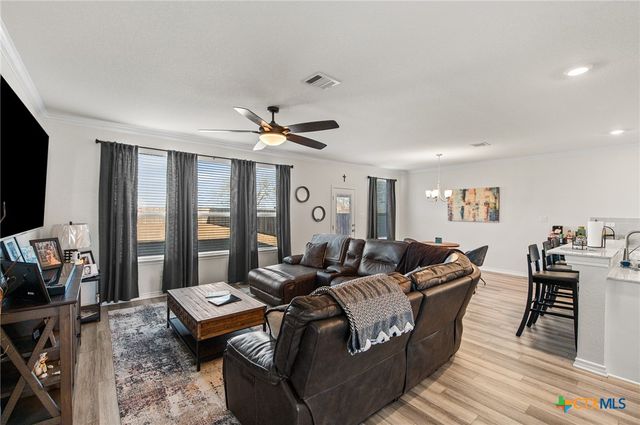 5205 Nature Path, Marion, TX 78124