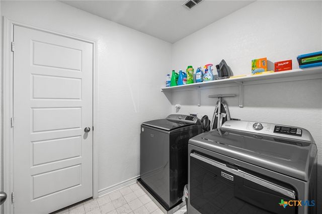 5205 Nature Path, Marion, TX 78124