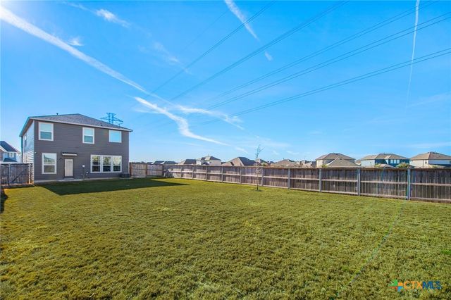 5205 Nature Path, Marion, TX 78124