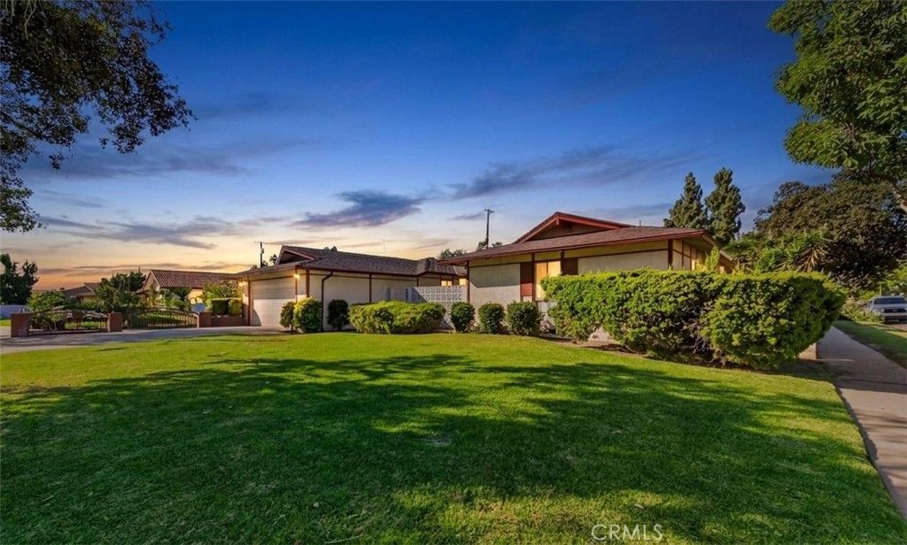 1903 W Chanticleer Road, Anaheim, CA 92804 — photo 2