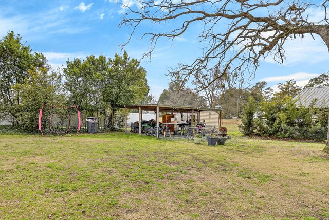 15 N Dukes Street, Summerton, SC 29148
