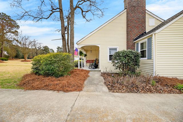 15 N Dukes Street, Summerton, SC 29148