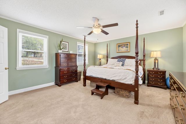 15 N Dukes Street, Summerton, SC 29148