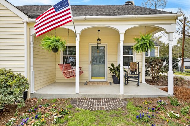 15 N Dukes Street, Summerton, SC 29148