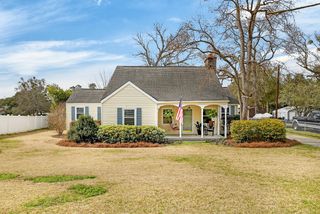 15 N Dukes Street, Summerton, SC 29148