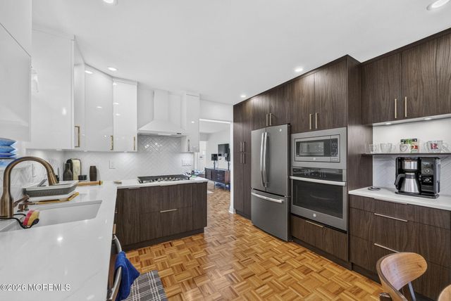 123 Almond Road, Freehold, NJ 07728