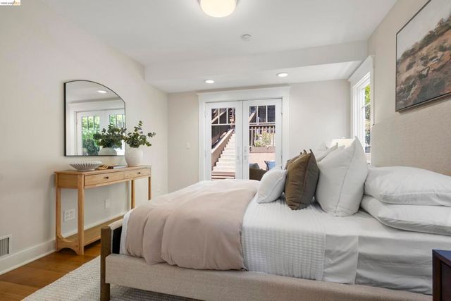 977 Regal Rd, Berkeley, CA 94708
