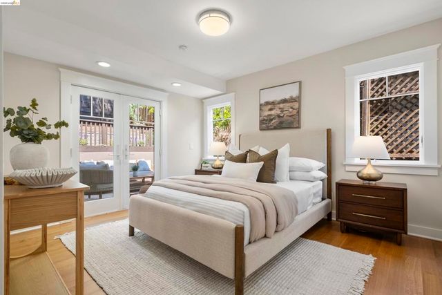 977 Regal Rd, Berkeley, CA 94708