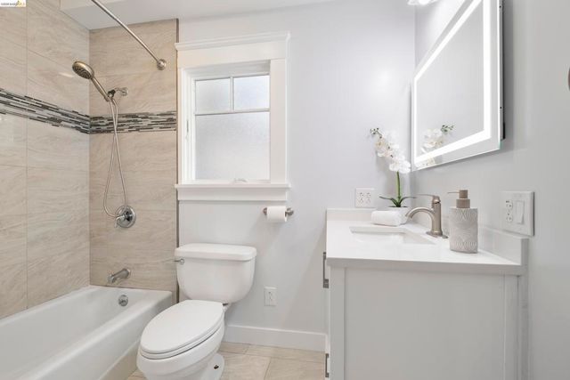 977 Regal Rd, Berkeley, CA 94708