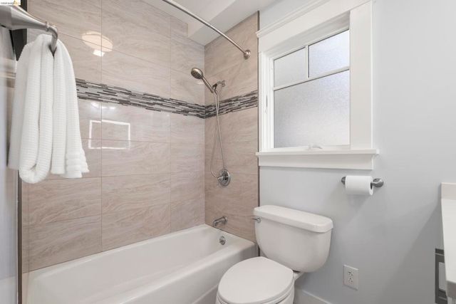 977 Regal Rd, Berkeley, CA 94708
