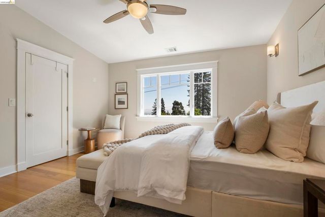 977 Regal Rd, Berkeley, CA 94708
