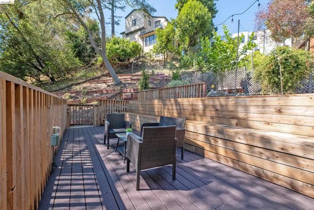 977 Regal Rd, Berkeley, CA 94708