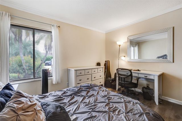 1962 NW 110th Ln, Coral Springs, FL 33071