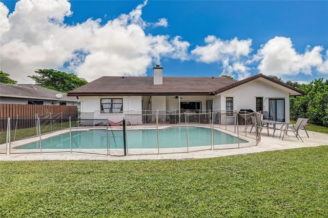 1962 NW 110th Ln, Coral Springs, FL 33071