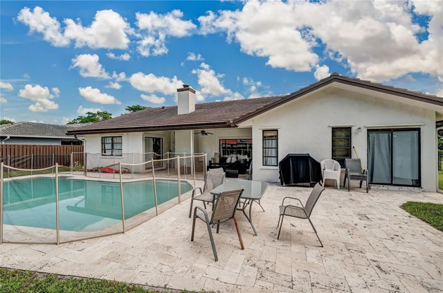 1962 NW 110th Ln, Coral Springs, FL 33071