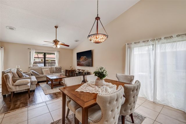 1962 NW 110th Ln, Coral Springs, FL 33071