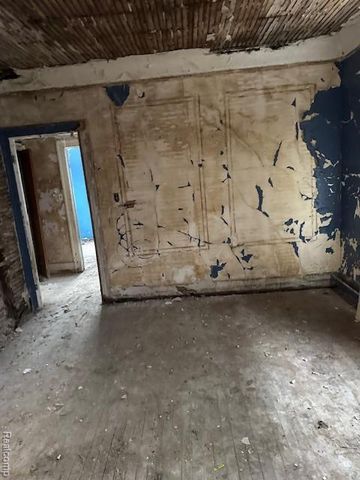 14298 Chelsea Street, Detroit, MI 48213