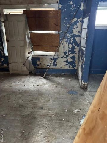 14298 Chelsea Street, Detroit, MI 48213