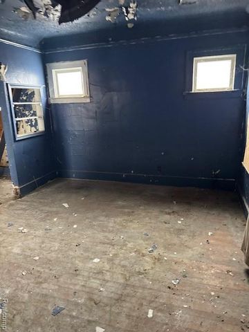 14298 Chelsea Street, Detroit, MI 48213