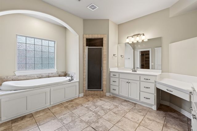 10529 S 92nd East Circle, Tulsa, OK 74133