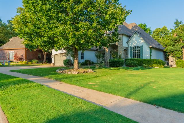 10529 S 92nd East Circle, Tulsa, OK 74133