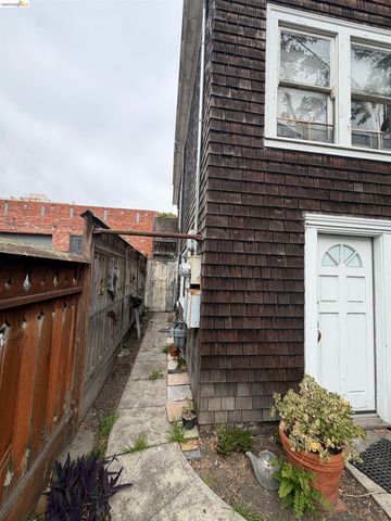 2013 9Th St, Berkeley, CA 94710