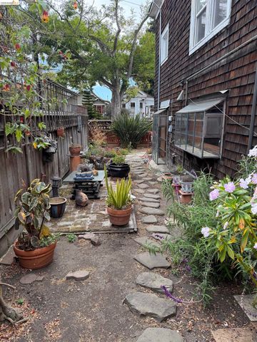 2013 9Th St, Berkeley, CA 94710