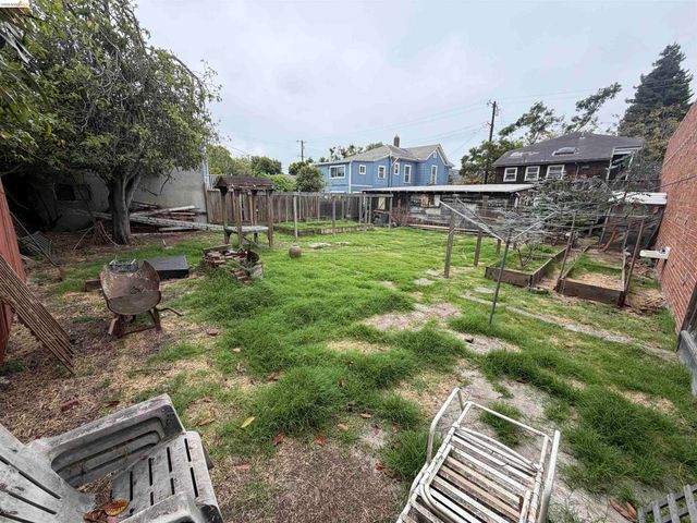 2013 9Th St, Berkeley, CA 94710