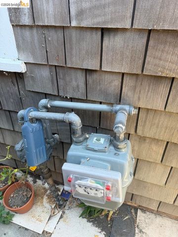2013 9Th St, Berkeley, CA 94710