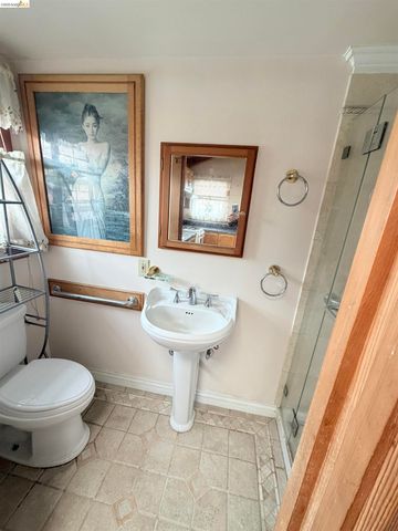 2013 9Th St, Berkeley, CA 94710