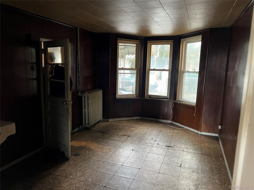 1639 Taylor Avenue, Bronx, NY 10460 — photo 4