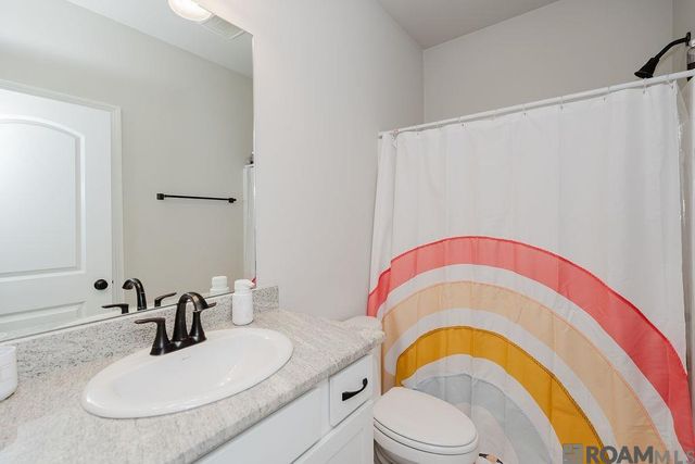 1875 Pineglen Dr, St Gabriel, LA 70776