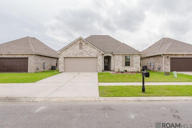 1875 Pineglen Dr, St Gabriel, LA 70776