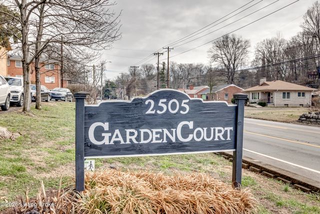 2505 Brownsboro Rd APT D5, Louisville, KY 40206