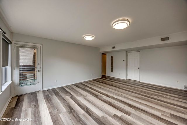 2505 Brownsboro Rd APT D5, Louisville, KY 40206