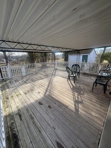 4010 Tucker Rd, Nashville, TN 37218