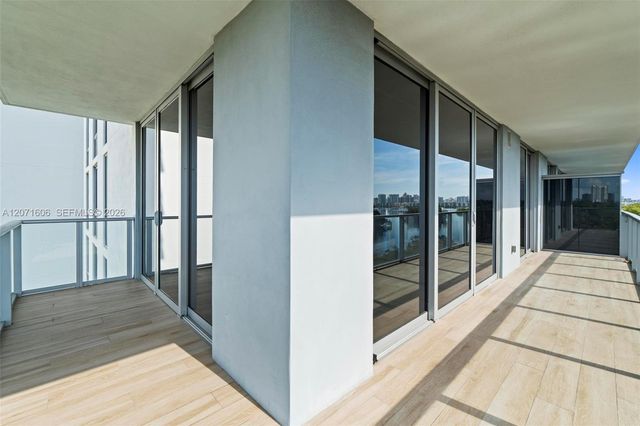 16385 Biscayne Boulevard 521, North Miami Beach, FL 33160