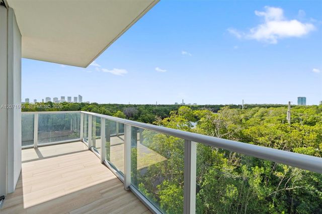 16385 Biscayne Boulevard 521, North Miami Beach, FL 33160