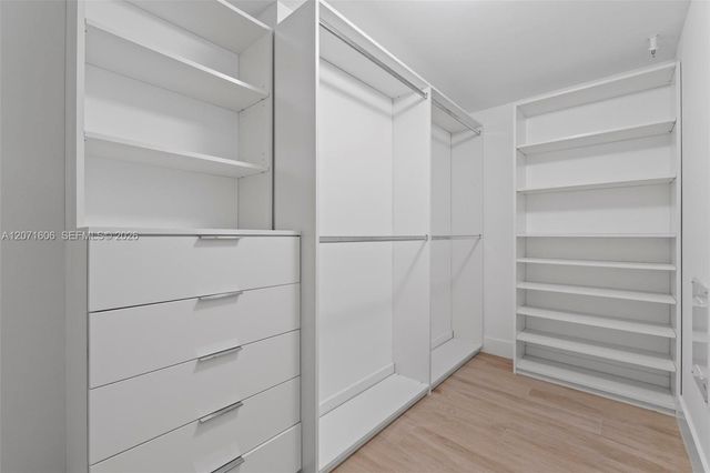 16385 Biscayne Boulevard 521, North Miami Beach, FL 33160