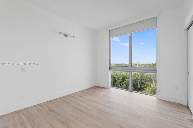 16385 Biscayne Boulevard 521, North Miami Beach, FL 33160